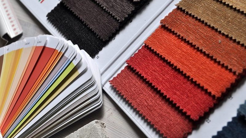 以下是一些翻新旧木门时可以考虑的木器漆品牌：